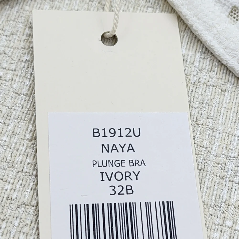 Eberjey Women's Naya Lace Plunging Underwire Bra - 32B